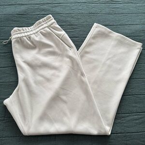 Lululemon Softstreme High-Rise Pant Size 14